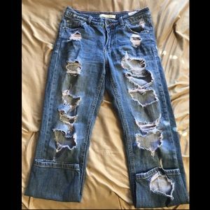 Eunina boyfriend Capri jeans.